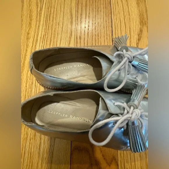 Loeffler Randall Callie Leather Wedge Oxfords in Silver Size 6